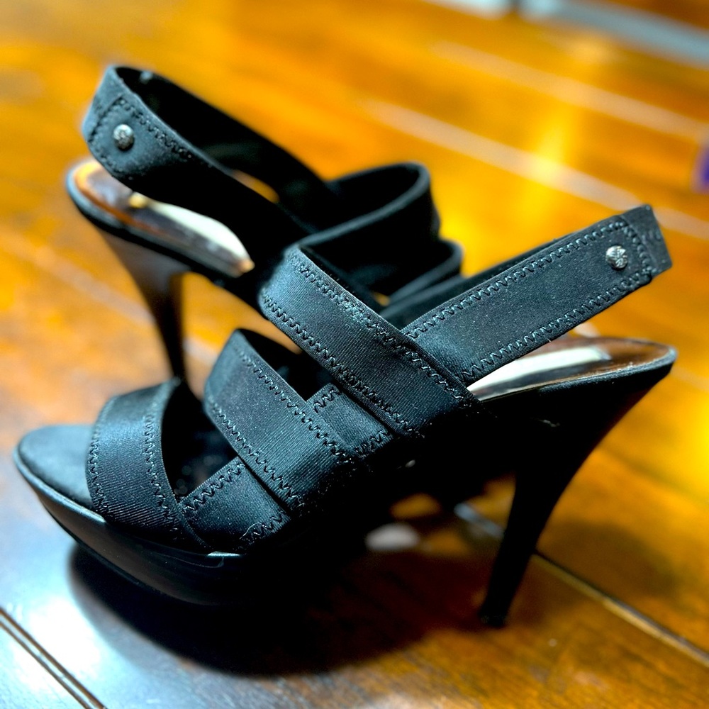 Simply Vera black heeled sandal Size 7 1/2